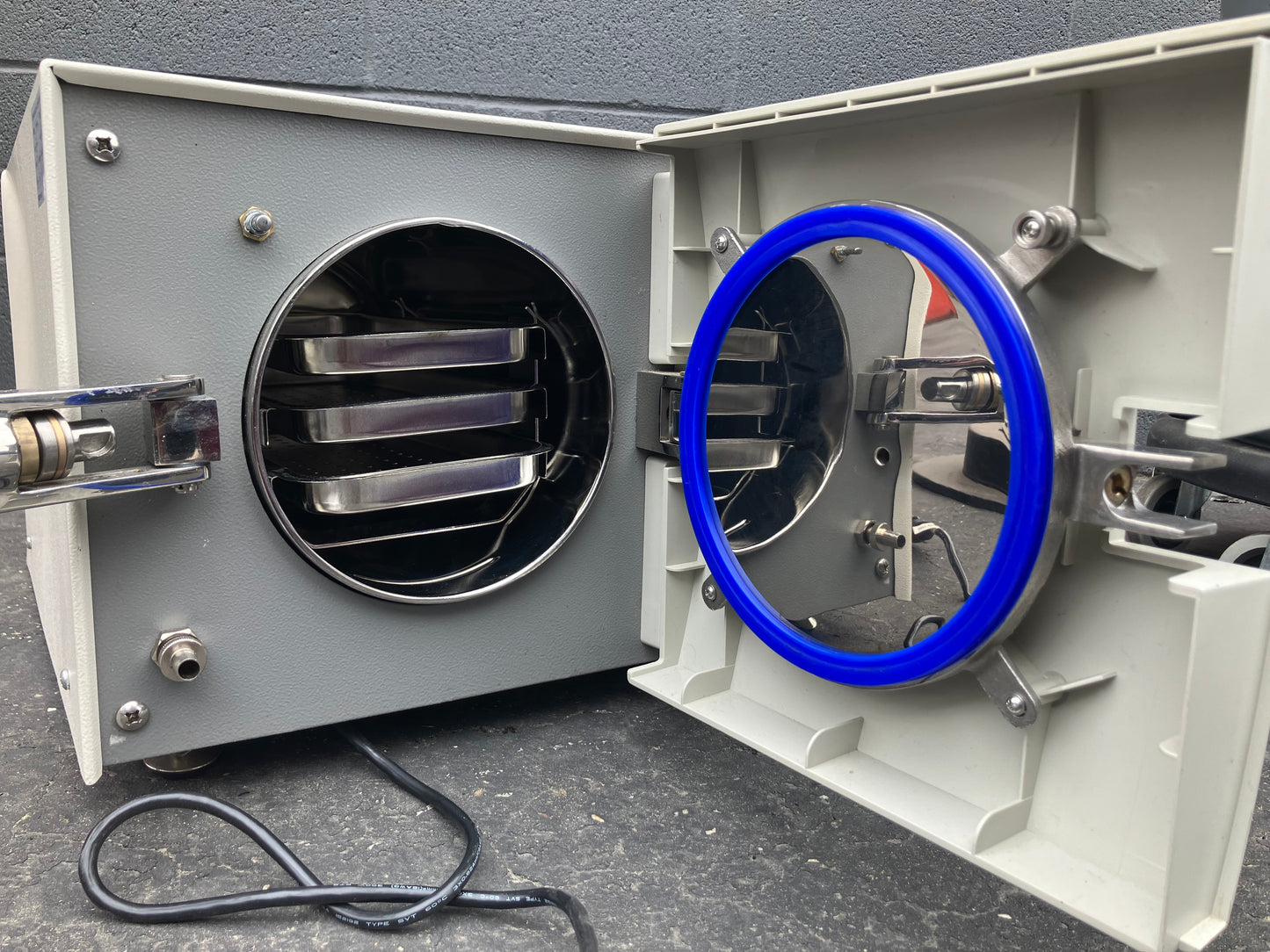 Ultrasonic Cleaner