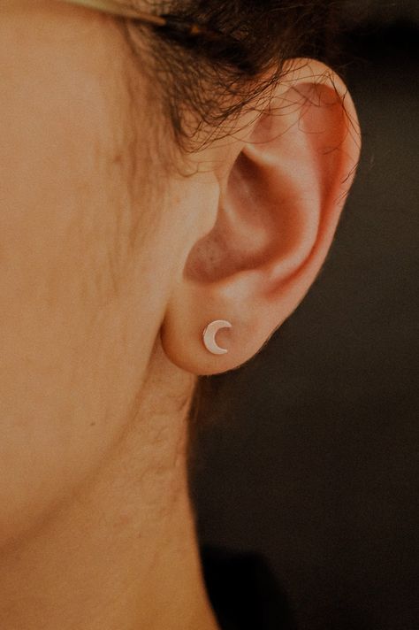 Lobes (Single) Piercings